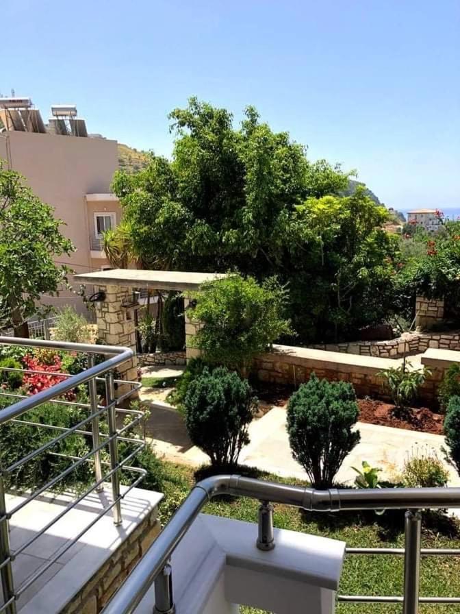 Spyridoula'S Guest House Химар Екстериор снимка